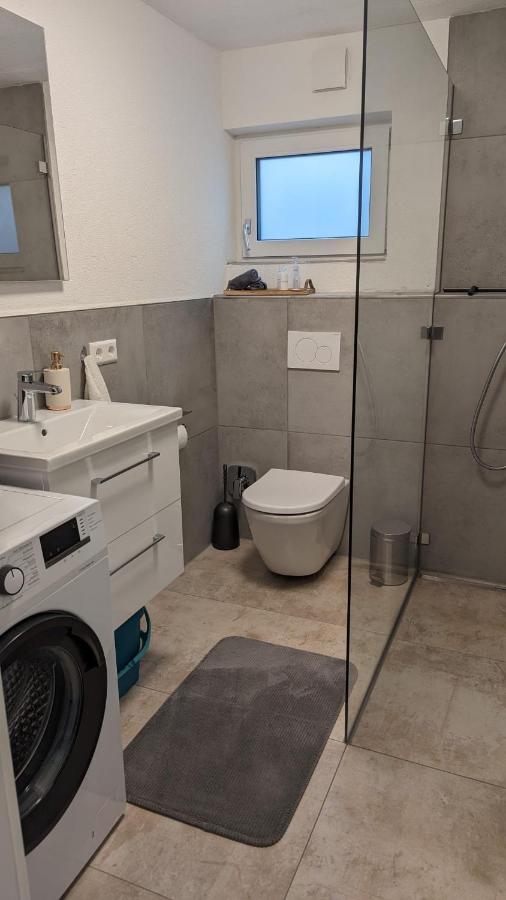 Moderne Gemuetliche Ferienwohnung In Friedrichshafen Luaran gambar